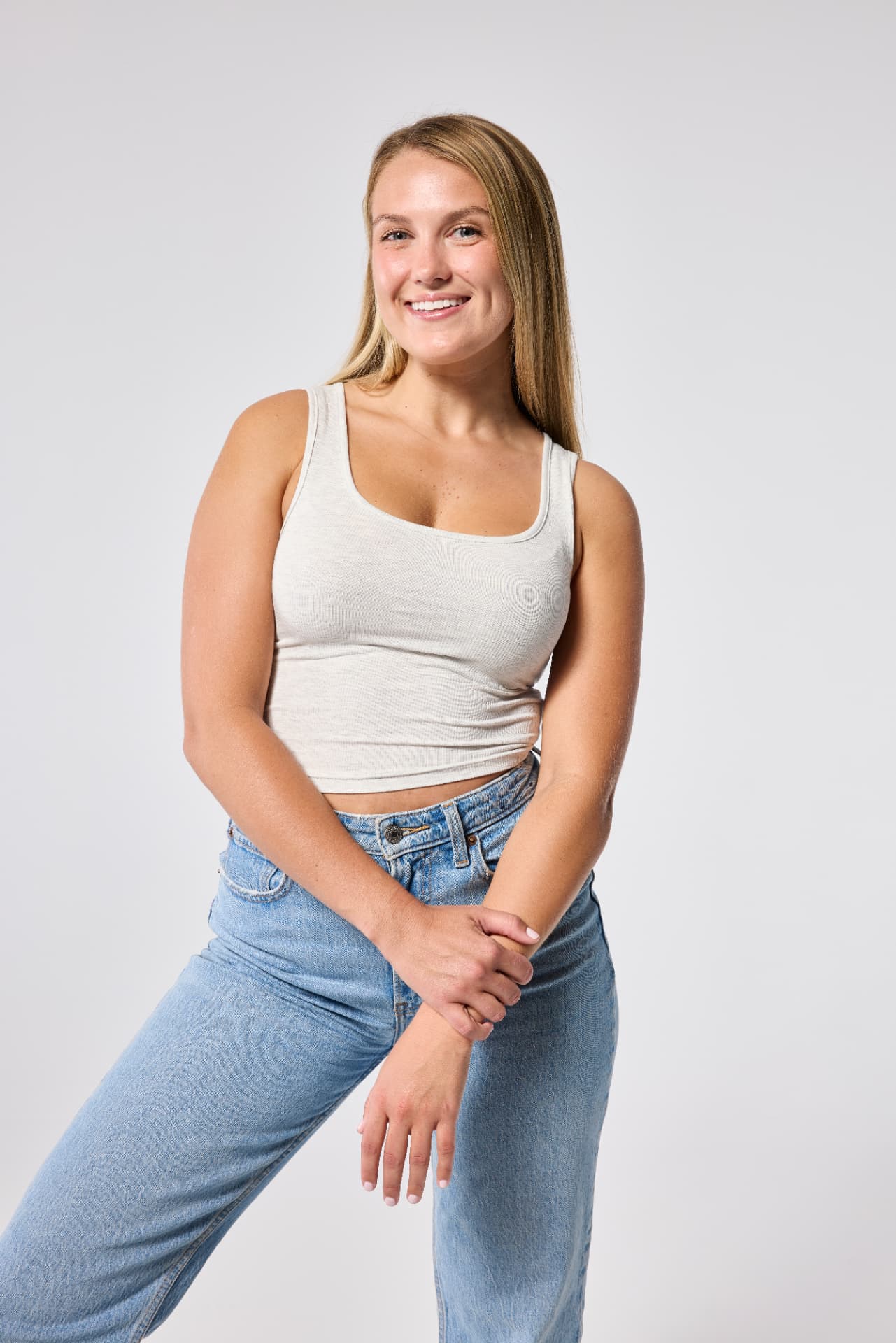Maddie before her goGLOW tan