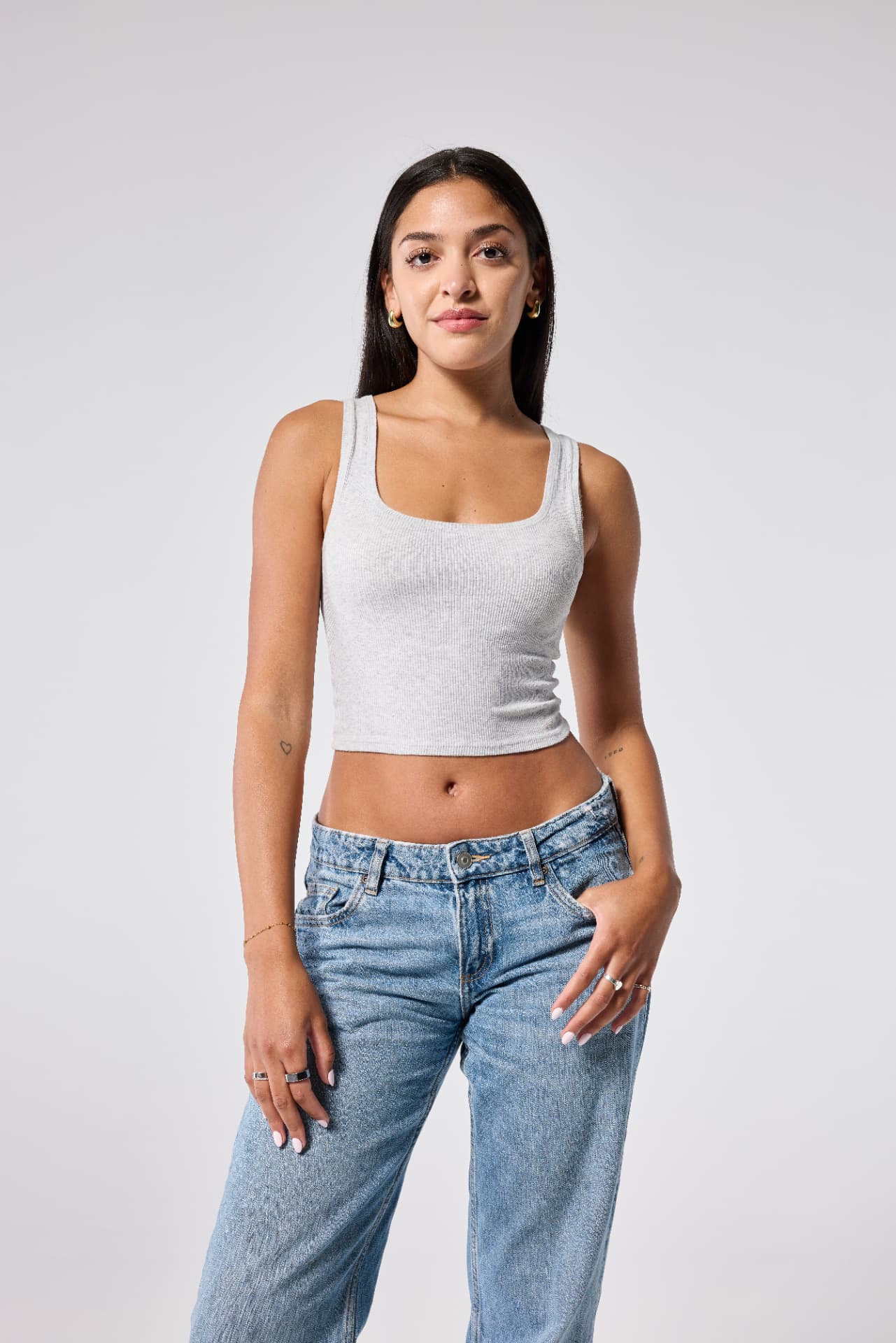 Chole before her goGLOW tan